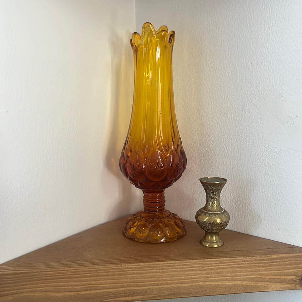 Moon and stars swung vase